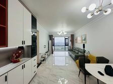 御景湾 豪华装修3房带主套 拎包入住 卖房 得拥有