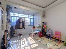 杨泰二村 带装修,不临马路,欢迎看房