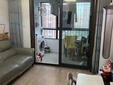 南北通透 交通便捷 刚需两居 居住密度低 近地铁 商品住宅