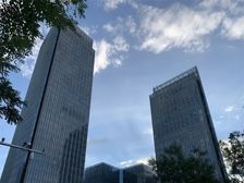 北京绿地中心B座 绿地十字星 中国锦写字楼半层1000平出租