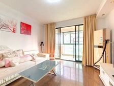 高尔夫花园 中间楼层采光好 诚意出售 看房随时!