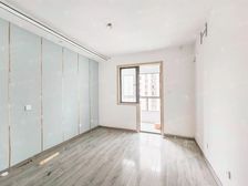 7月新上笋盘,明星小区,老业主委托,房东卖掉两套仅 后这套!