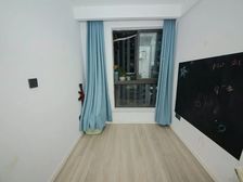 新凯四期,精装修好房,满五 ,商圈发达,诚意出售