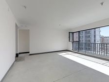 金地水西印 143.79平3居 南北向毛坯 方便看房