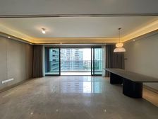 超低单价,不临街,随时腾房绿城蘭园 350万 4室2厅2卫