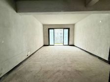 低价急售 小高层 带入户花园 南北通透大长阳台