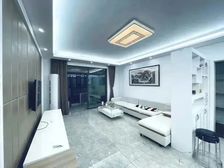 新出笋盘,飞机户型三房,采光好,装修好,满五税费少,带车位