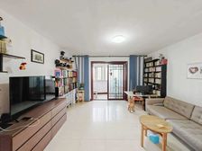 新上,洋房,一梯两户,难得好户型,视野开阔,206万,价好谈