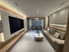 看江景的房子 户型方正实用电梯25楼 豪装未住随时看房用心装