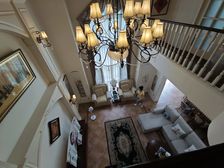 洞泾镇 精装独栋 挑空厅 南临小河 位置好 小区安静 适宜居