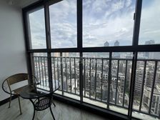 汇荣桂林桂林 精装 82平 3室 房东急置换 诚心出售