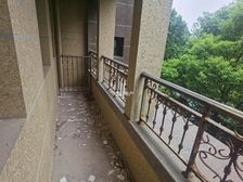 大平层 临河美景 采光视野无遮挡 中介费只收 3000