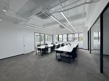 漕河泾地铁口 钦江园 桂平园 桂果园 精装170平,拎包办公