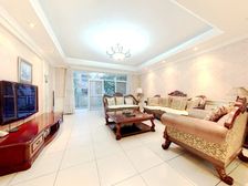 春天花园 采光好,前后中庭,朝南,有电梯