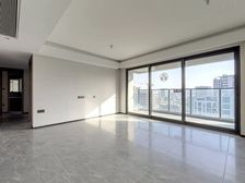 大悦城旁 地铁口改善社区 精装四房二卫,好楼层万科物业