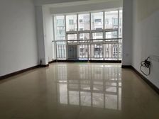 东城火炼树南向三居 景湖春天126平满五简装