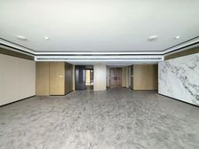 江北嘴 头排一线看江大平层 豪华装修 从未入住