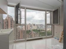 在寂静中品味,在喧闹中生活,此房深情并茂!!超值超低价