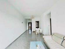 保利和唐悦色 4室2厅2卫 普通装修 155万元