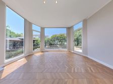 园区金鸡湖畔东方春晓千万装修300多平大花园台湾业主出国急售