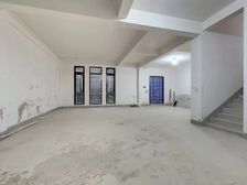 露香苑豫园旁,闹中取静,海派建筑风 南北花园大!隐私性强!