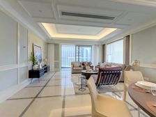 绿城黄浦湾 5室2厅1卫 精装修 5800万元