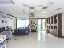 户型方正,臻品一线海景大平层四房,看房方便