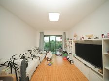 金海湾花园成熟小区,人气旺,交通便利!价格可议!