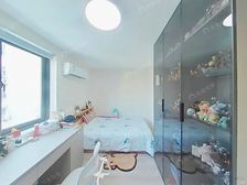 和平小区-新上精装修 边套全明 诚心出售 好谈