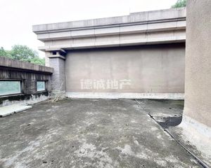带花园平米!位置安静,独门独院!可装电梯!