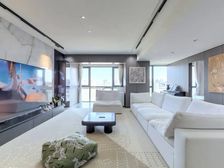 高区视野,精致装修300万,拎包入住。 高区景观,精装修,