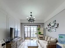 绿地香树花园3房。。带车位出售。。急转手。。价格实惠