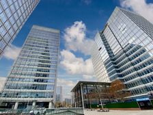 望京利星行广场南楼 雷格斯灵活办公 水电网家具全包 价格可面