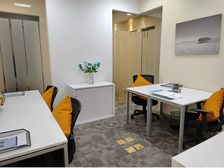 雷格斯望京地标利星行广场南楼 业主直租无费!5人独立办公