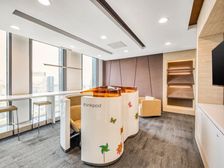 亮马桥外交办公大楼 1人专属办公卡位 雷格斯联合办公一价全包