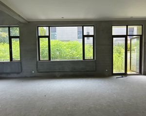 保集庄园东边套排屋带200平环绕式大花园,不是独栋胜似独栋