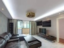 近中环,飞机户型大三房,精装修,拎包入住,价格可谈。