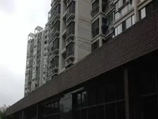 2012年次新房,停车方便,精装修1房1厅,采光无挡,