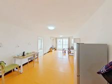 自营房源:纯南向两居室 互相方正 采光好 楼层适中 配套齐全