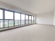 水岸清华翰宫毛坯大平层 稀有户型。看房随时。