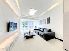 中華坊 3室2厅1卫 精装 69.8万元 103平米