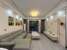 南峰华桂园 交通便利 商品住宅 双卫生间 商圈成熟 东南朝向