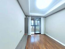 新房未入住过 电梯中区 业主诚心出售 看房方便