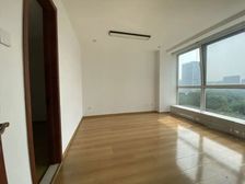 国贸建外精装修办公室出租,复式木地板,方正好用使用率高