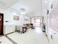 翡翠明珠电梯3居室,有车位储藏室