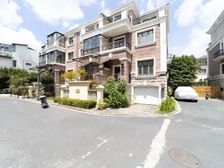 港商投入|东边套|房东着急了!花园200平|送地下室四阳台|