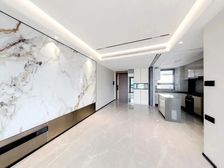 房东一天未住 房东诚心出售精装修包大税 价格可商 随时看房