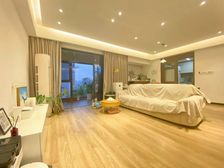 渝北中央公园一环 万科精装三房双卫 中间楼层 户型方正