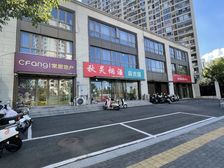 开间8米!租金11万!火车站红梅公园对面!南广场九洲玺沿街商