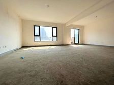 急售!上叠带露台!实得面积大!可安电梯!南北通透!